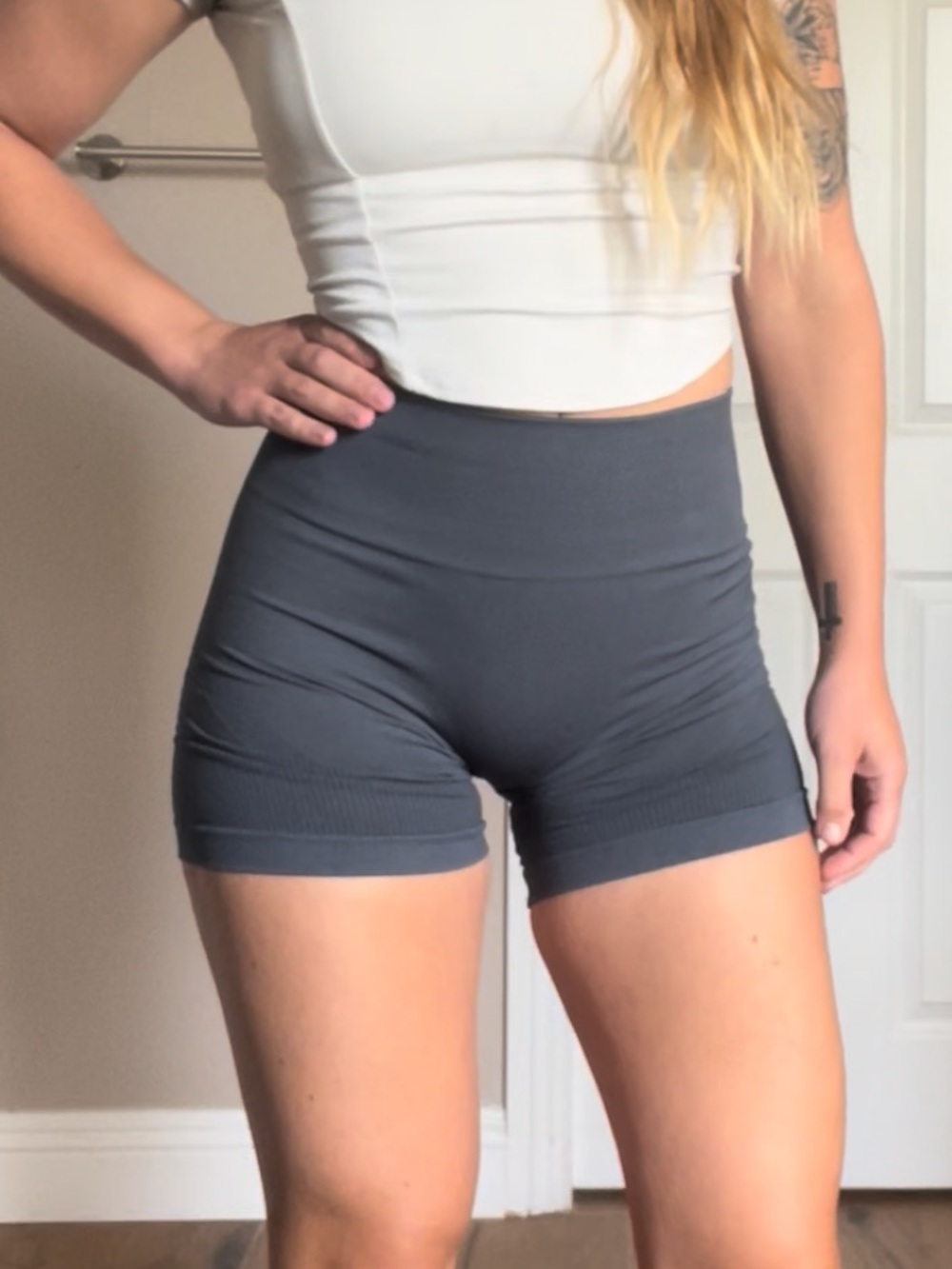Aoxjox Seamless Biker Shorts Carbon Grey Gym Workout Viral Amazon Scrunch Small